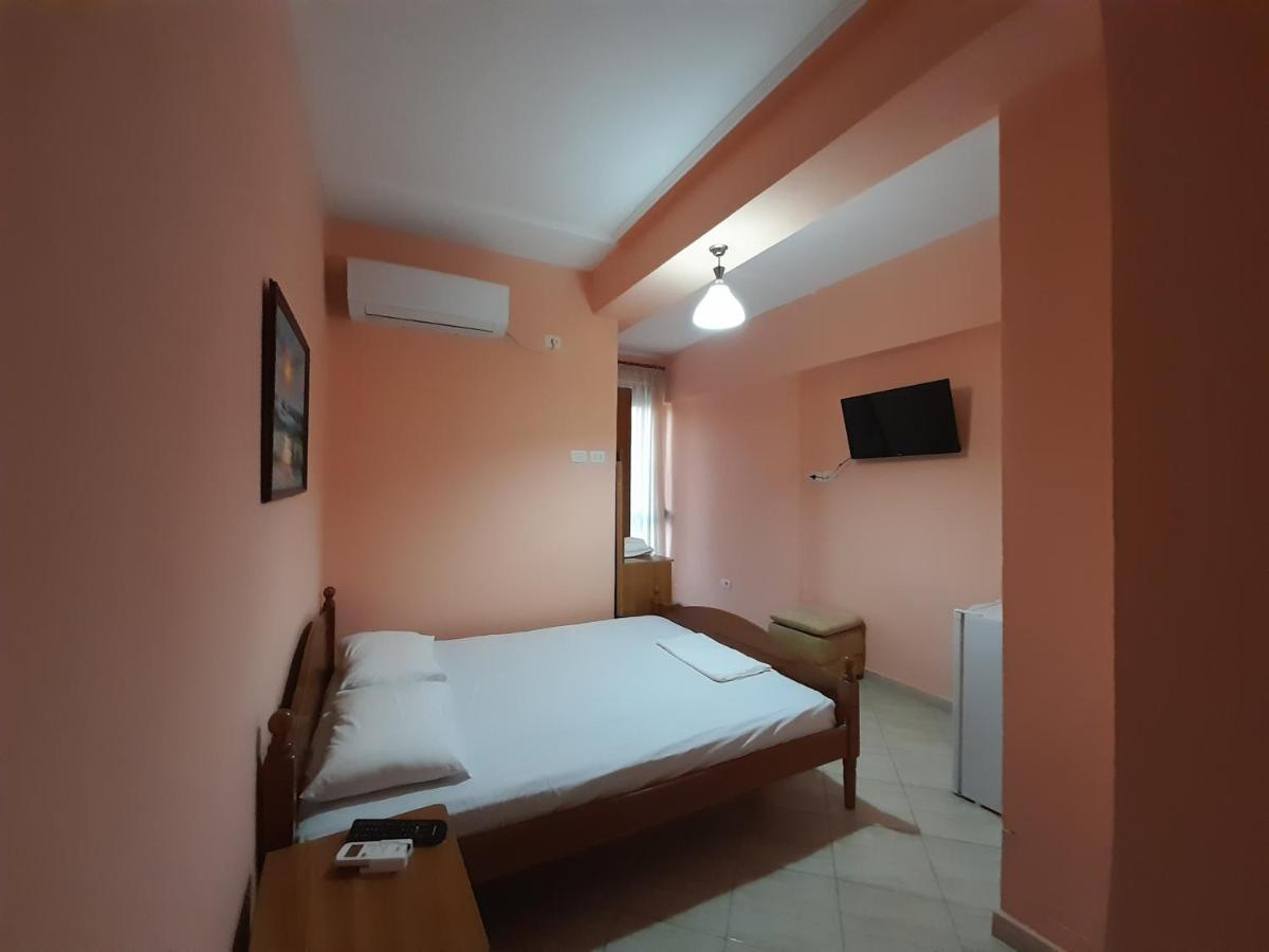 Hotel Rossi Vlore Ngoại thất bức ảnh