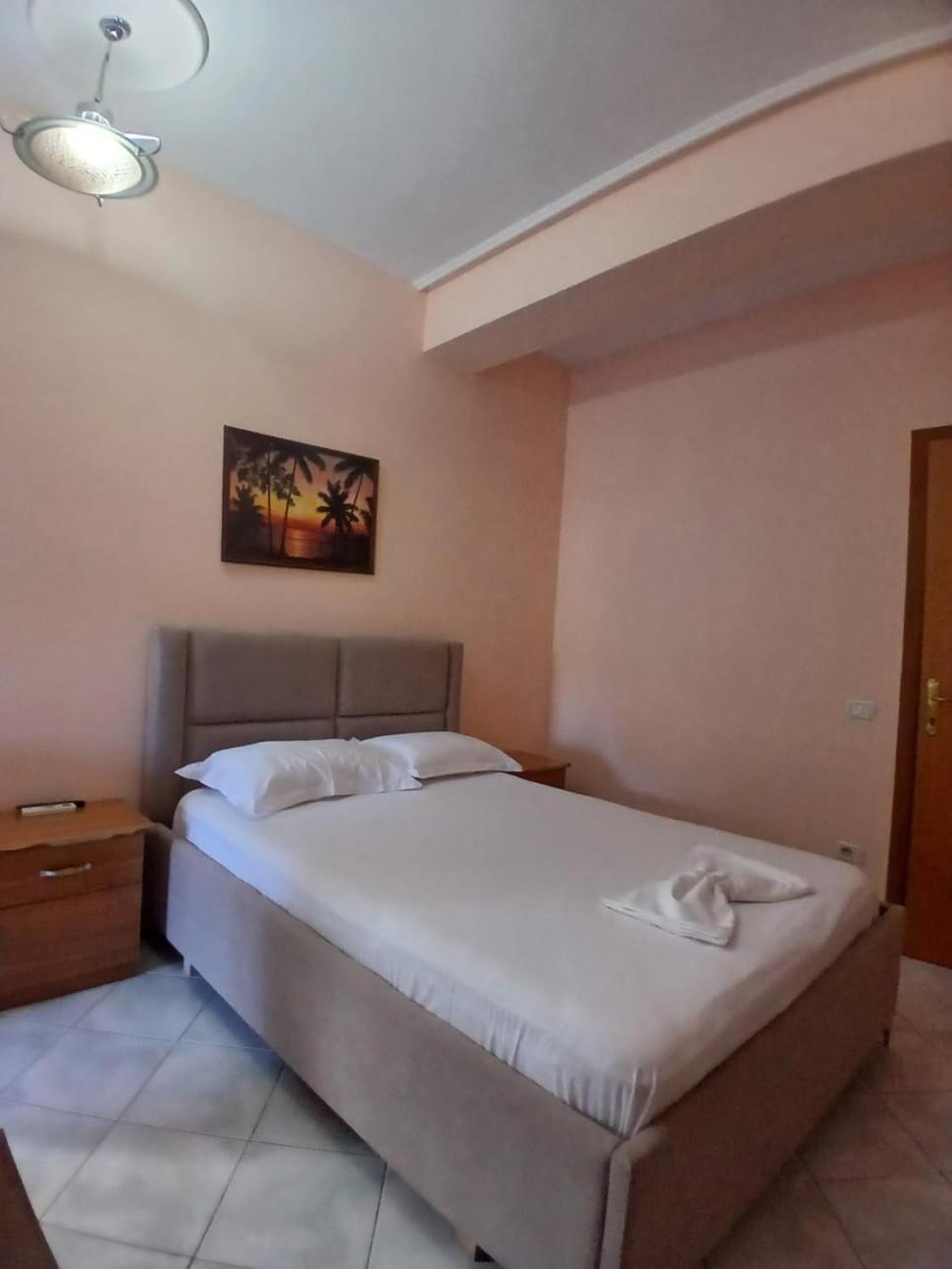 Hotel Rossi Vlore Ngoại thất bức ảnh