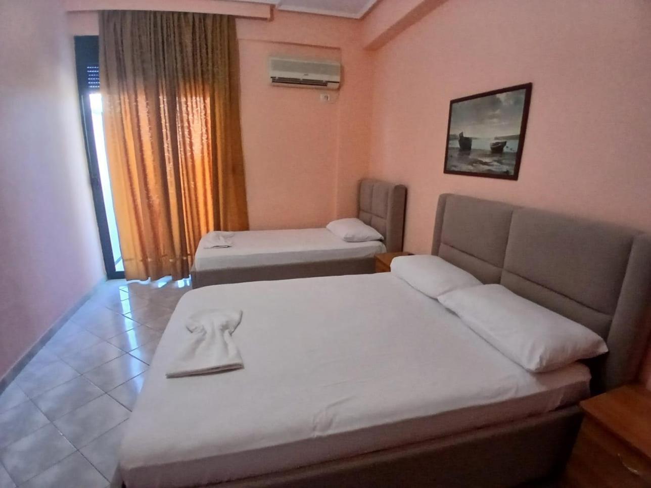 Hotel Rossi Vlore Ngoại thất bức ảnh